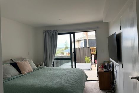 Photo of property in 15 Oki Place, Glenfield, 0629