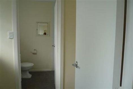 Photo of property in 2 Eden View Road, Sandringham, Auckland, 1025