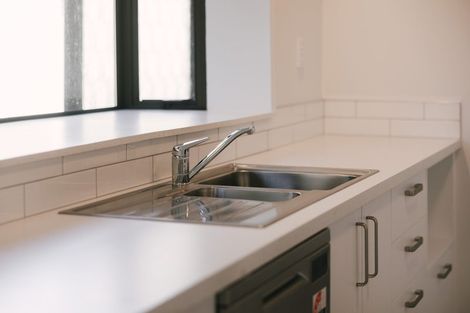 Photo of property in 2 Cypress Way, Levin, 5510