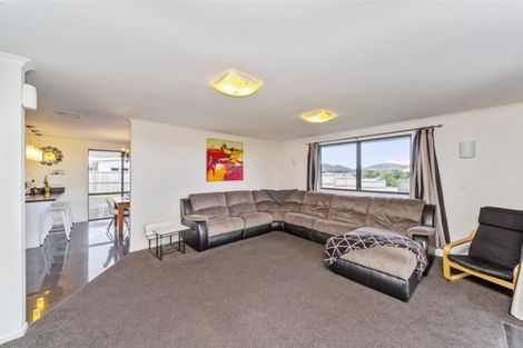 Photo of property in 5 Reremoana Close, Hawera, 4610