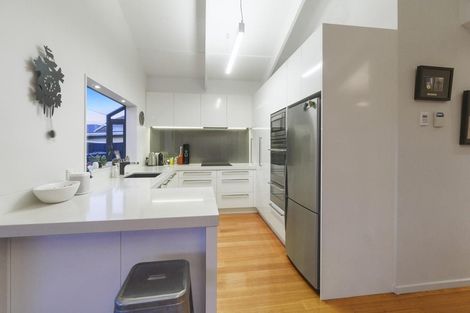 Photo of property in 3a Brookfield Road, Te Atatu Peninsula, Auckland, 0610