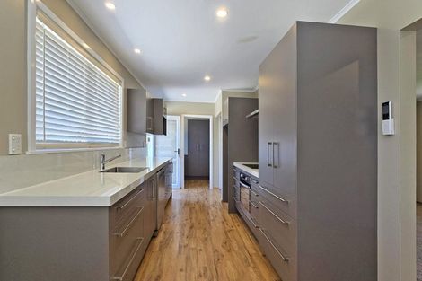 Photo of property in 132 Gloucester Street, Taradale, Napier, 4112