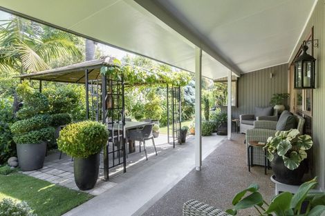 Photo of property in 72 Puketapu Road, Taradale, Napier, 4112