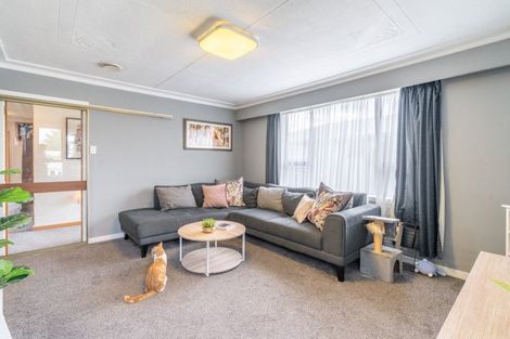 Photo of property in 11 Stephens Street, Waikiwi, Invercargill, 9810