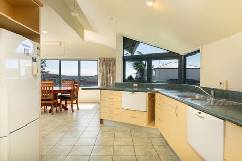 Photo of property in 295 Oceanbeach Road, Mount Maunganui, 3116