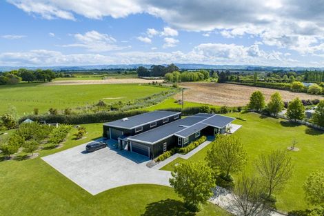 Photo of property in 32 Royd Road West, Makauri, Gisborne, 4071