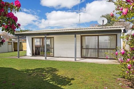 Photo of property in 15 Fuchsia Avenue, Pukete, Hamilton, 3200