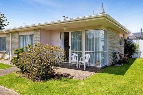 Photo of property in 30a Sackville Street, Fitzroy, New Plymouth, 4312