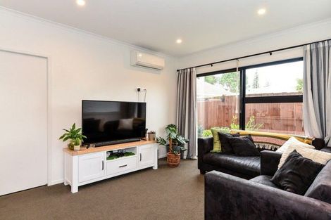 Photo of property in 1/19 Dowding Street, Melville, Hamilton, 3206