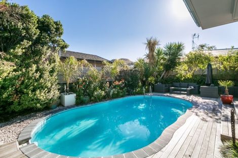 Photo of property in 11 Surrey Street, Taradale, Napier, 4112