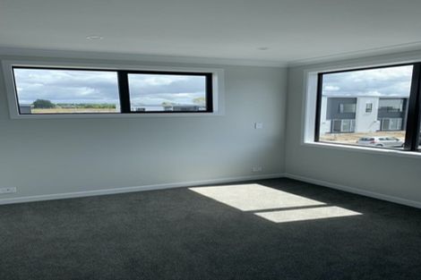 Photo of property in 33 Harewood Street, Whenuapai, Auckland, 0618