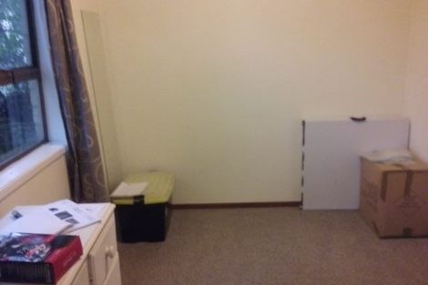 Photo of property in 2/83 Daffodil Street, Titirangi, Auckland, 0604