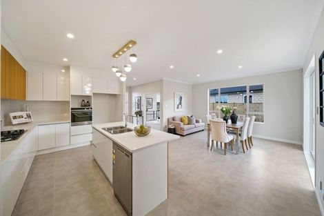 Photo of property in 3 Papaview Road, Papakura, 2110