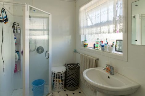 Photo of property in 28 Cargill Street, Waikiwi, Invercargill, 9810