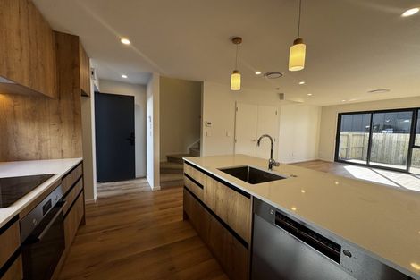 Photo of property in 5/6 Gilberthorpes Road, Islington, Christchurch, 8042