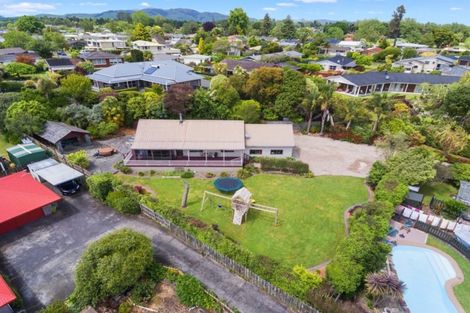 Photo of property in 28 Sheridan Crescent, Leamington, Cambridge, 3432