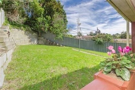 Photo of property in 8 Brazier Grove, Paraparaumu, 5032