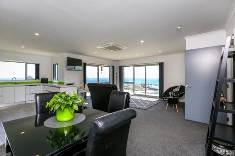 Photo of property in 20 Findlay Street, Moturoa, New Plymouth, 4310