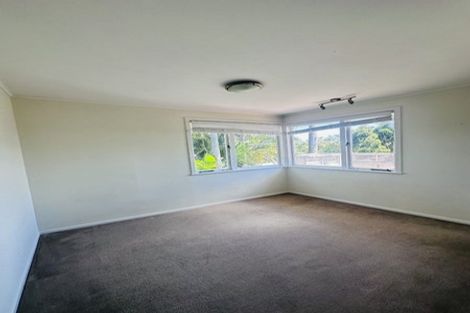 Photo of property in 105 Selwyn Crescent, Forrest Hill, Auckland, 0620