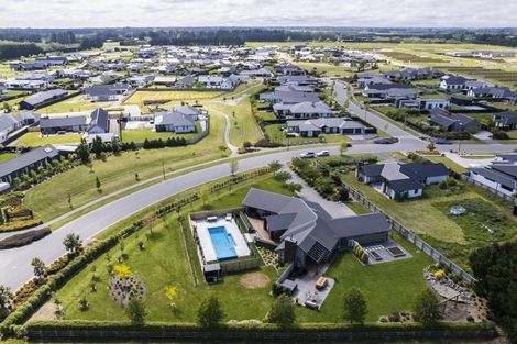 Photo of property in 14 Kingsdowne Drive, West Melton, 7618