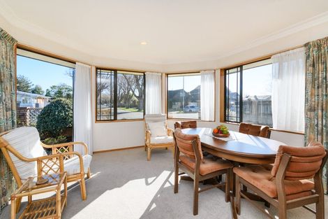 Photo of property in 206 Park Road, Hokowhitu, Palmerston North, 4410