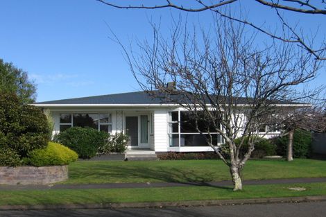 Photo of property in 2 Belgrave Place, Awapuni, Palmerston North, 4412