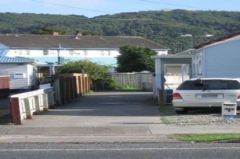 Photo of property in 2/1127 High Street, Taita, Lower Hutt, 5011