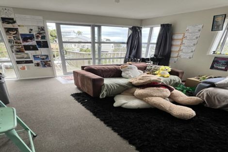 Photo of property in 18 Norna Crescent, Kelburn, Wellington, 6012