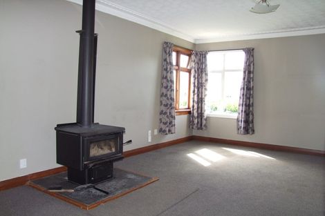 Photo of property in 9 Ossian Street, Milton, 9220