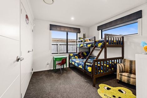 Photo of property in 17 Dreaver Drive, Waitara, 4320