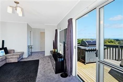 Photo of property in 1/14 Gillan Place, Bayview, Auckland, 0629