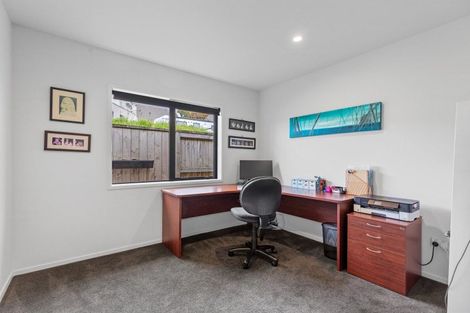 Photo of property in 6 Omapere Lane, Pyes Pa, Tauranga, 3112