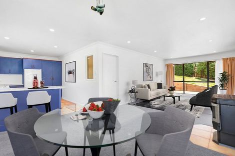 Photo of property in 2a Wye Place, Fernhill, Queenstown, 9300