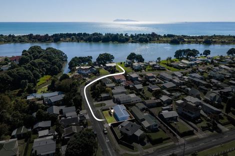 Photo of property in 45 Roretana Drive, Athenree, Katikati, 3177