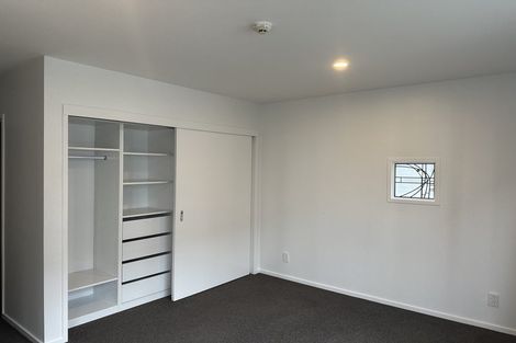 Photo of property in 8a Madeira Lane, Grafton, Auckland, 1023
