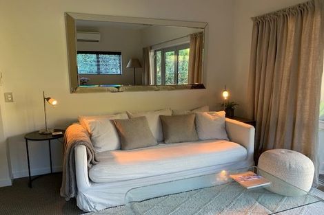 Photo of property in 38 Amber Close, Arthurs Point, Queenstown, 9371