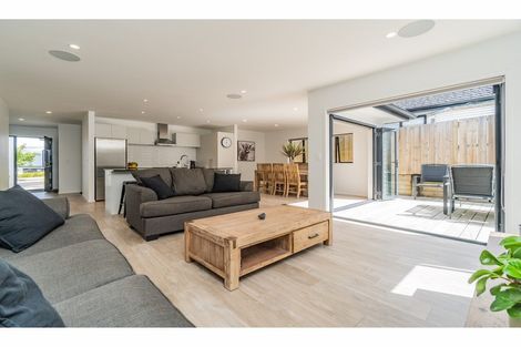 Photo of property in 30 Accolage Boulevard, Kumeu, 0810