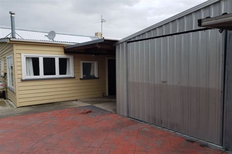 Photo of property in 17 Akaroa Street, Kaiapoi, 7630