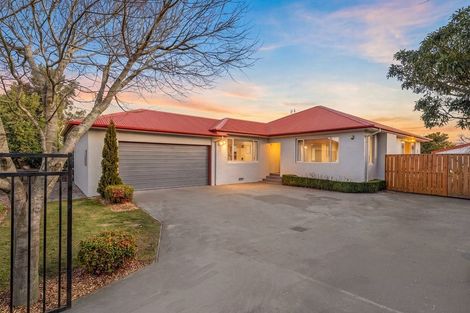 Photo of property in 5 Nortons Road, Avonhead, Christchurch, 8042