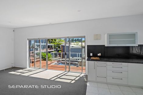 Photo of property in 282 Glamorgan Drive, Northcross, Auckland, 0630