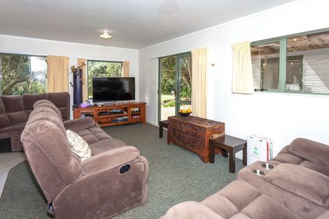 Photo of property in 51 Pa Road, Hahei, Whitianga, 3591