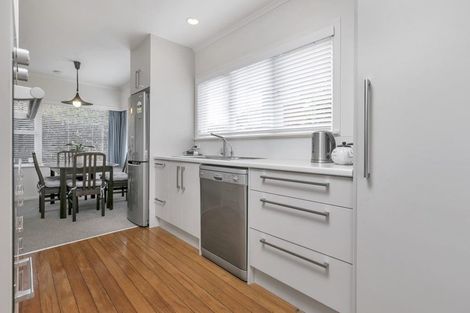 Photo of property in 3/85 Ocean View Road, Hillcrest, Auckland, 0627