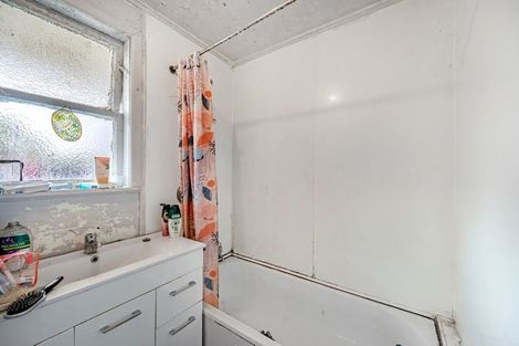 Photo of property in 79 Bledisloe Road, Maraenui, Napier, 4110