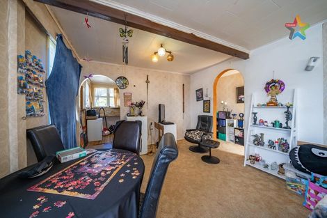 Photo of property in 29 Bird Grove, Stokes Valley, Lower Hutt, 5019