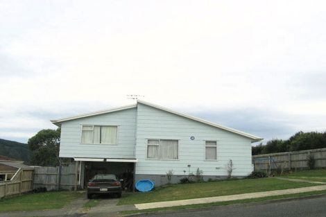 Photo of property in 19 Mount Marua Drive, Timberlea, Upper Hutt, 5018