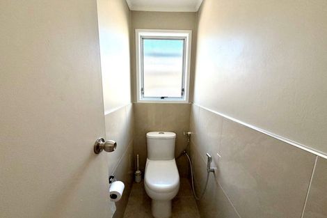 Photo of property in 23 Hyperion Drive, Randwick Park, Auckland, 2105