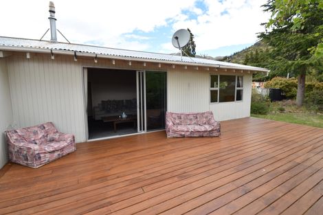 Photo of property in 19 Teal Crescent, Omarama, 9412