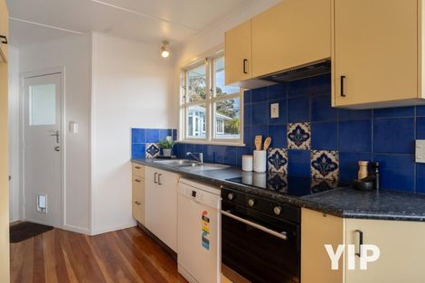 Photo of property in 1 Beazley Avenue, Paparangi, Wellington, 6037