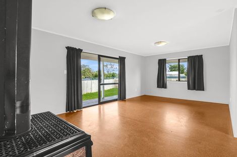 Photo of property in 25 Thames Road, Paeroa, 3600