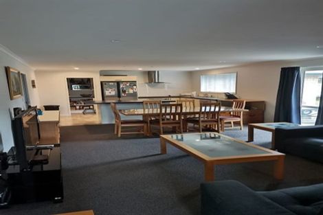 Photo of property in 19 Mahy Way, Leamington, Cambridge, 3432